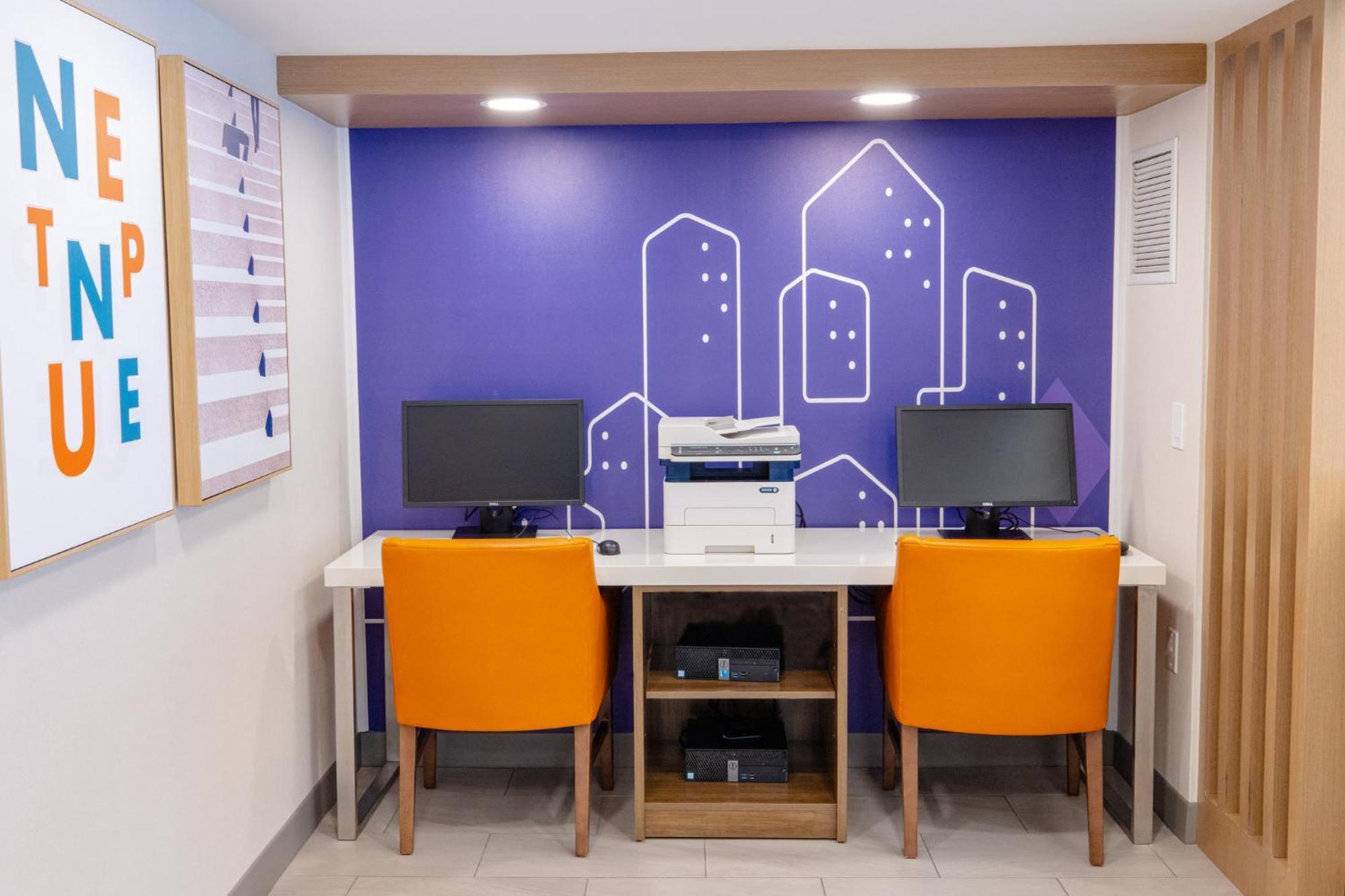 Holiday Inn Express - Neptune By Ihg Exterior photo
