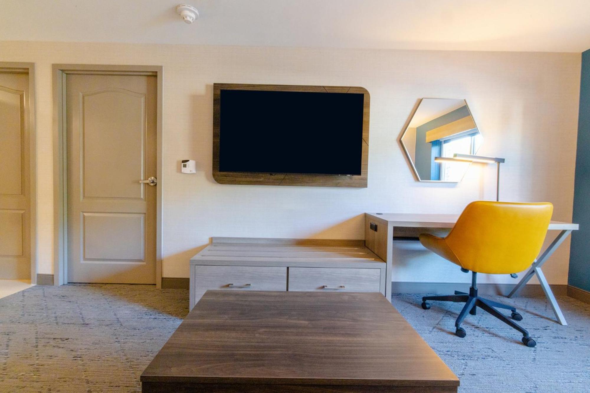 Holiday Inn Express - Neptune By Ihg Exterior photo
